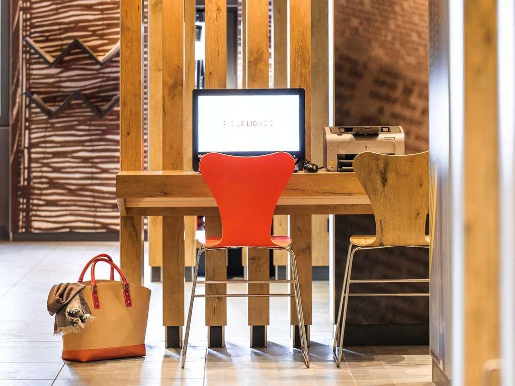 ibis Stuttgart Centrum Exteriör bild
